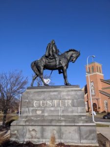 statue of george custer